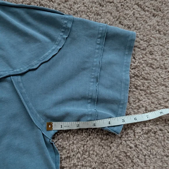 Rae Mode Dusty Blue The TaylorCurvy Cotton Poly Raw Seam Top Shirt Size Medium - Picture 8 of 8